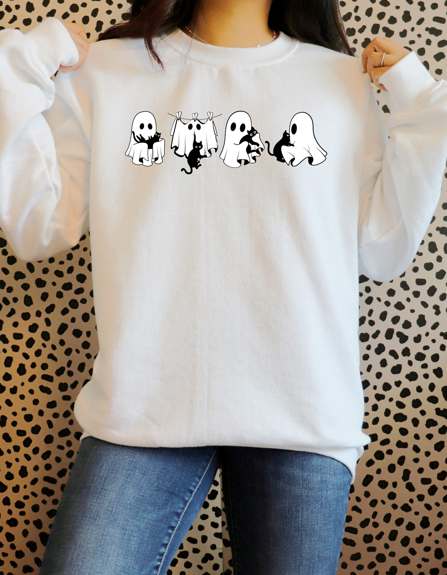 Halloween Spooky Cat Lover Crewneck Sweatshirt – Comfort & Style for Spooky Season