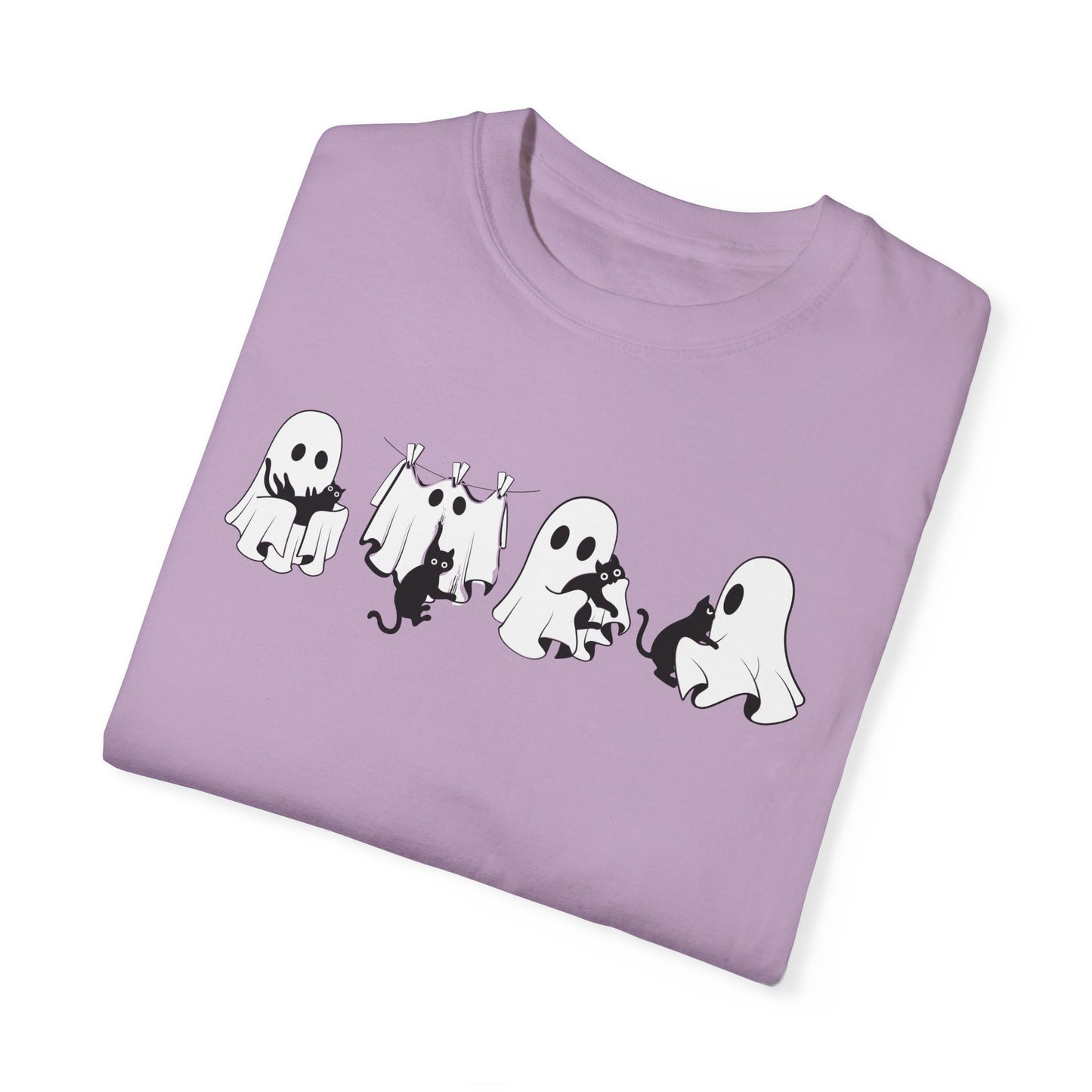 Halloween Spooky Cat Lover T-Shirt – Comfort & Style for Spooky Season