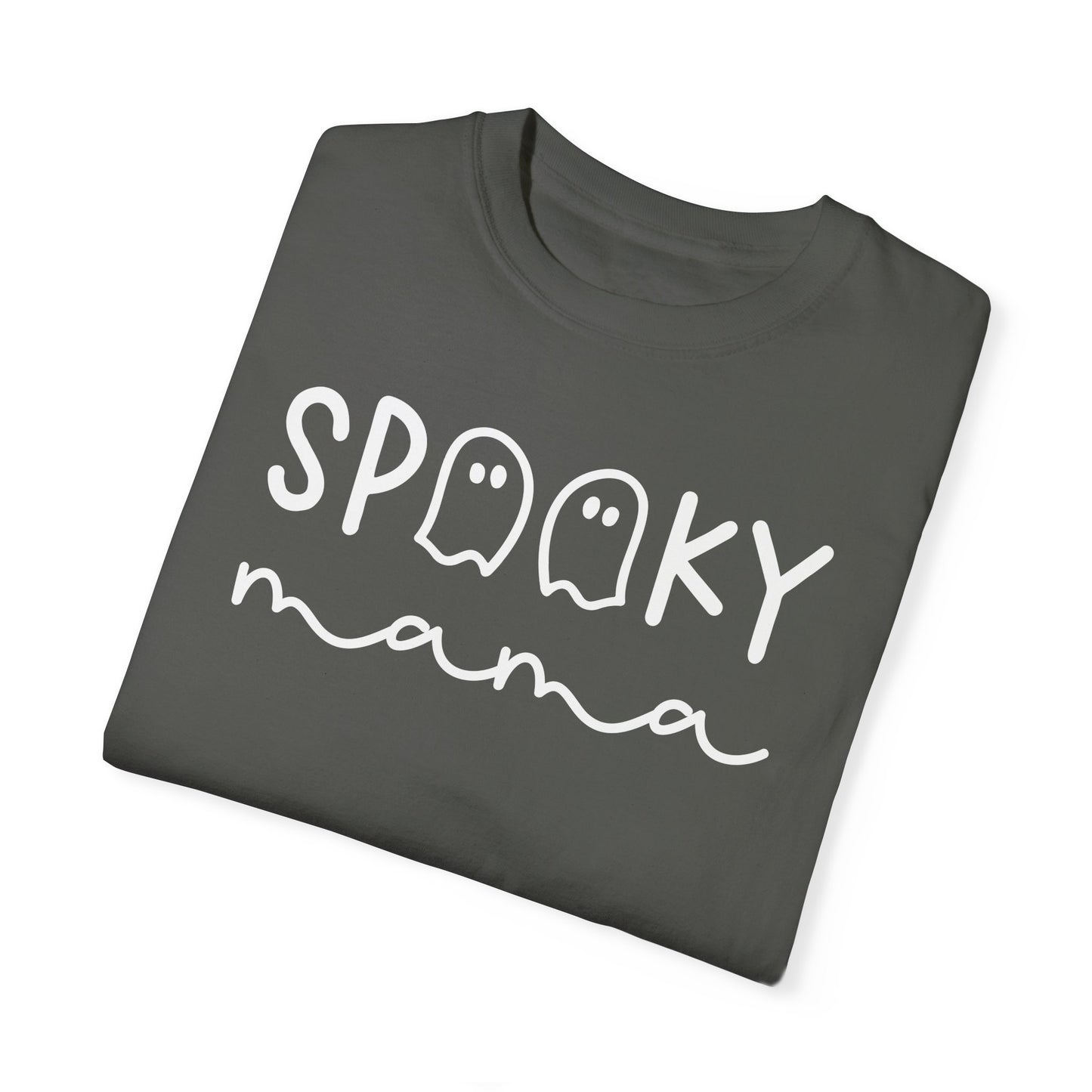 Halloween Trendy SPOOKY MAMA T-Shirt – Comfort & Style for Spooky Season